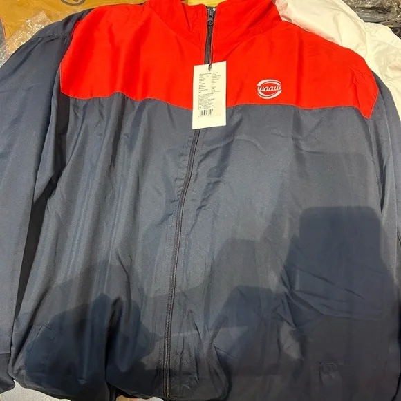 WAAW men’s upper - Picture 2 of 10